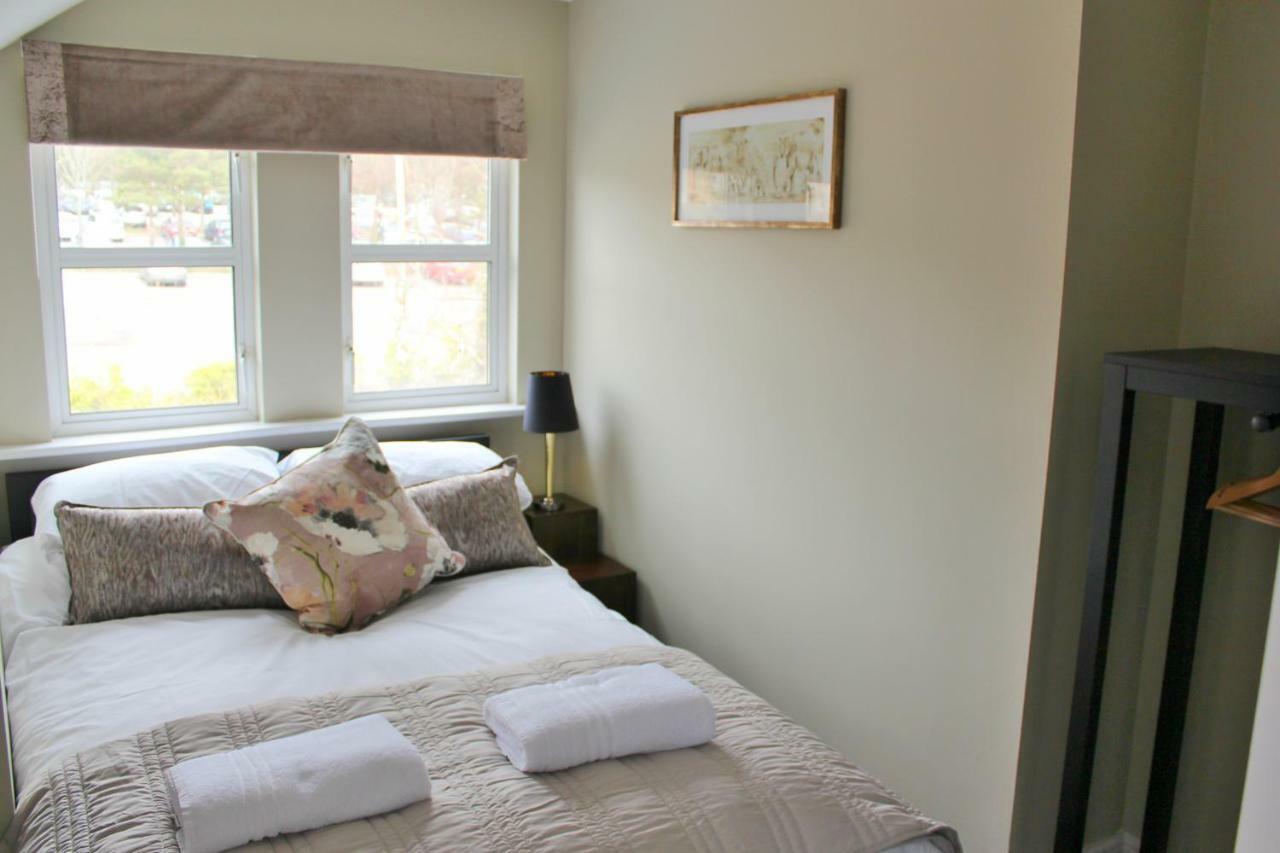 Central Bath House Group Accommodation Екстер'єр фото