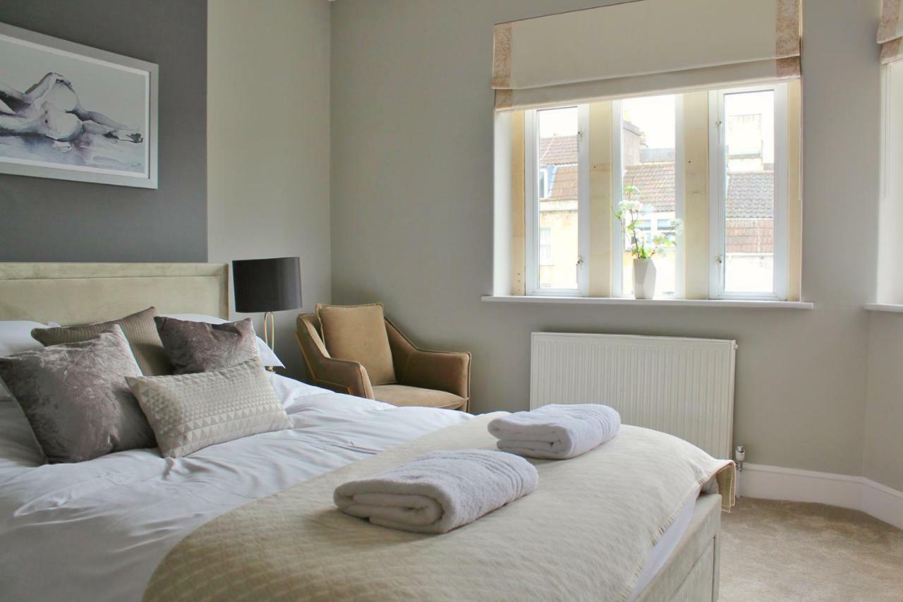 Central Bath House Group Accommodation Екстер'єр фото